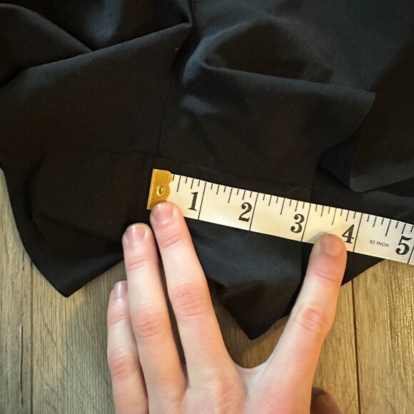 Athleta hustle 3 inch shorts running shorts size XS - Picture 9 of 12